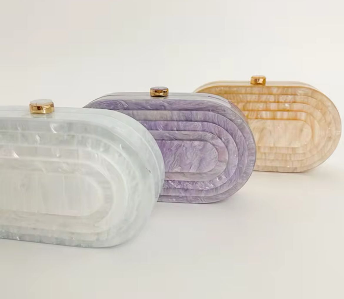 LIN OVAL CLUTCH